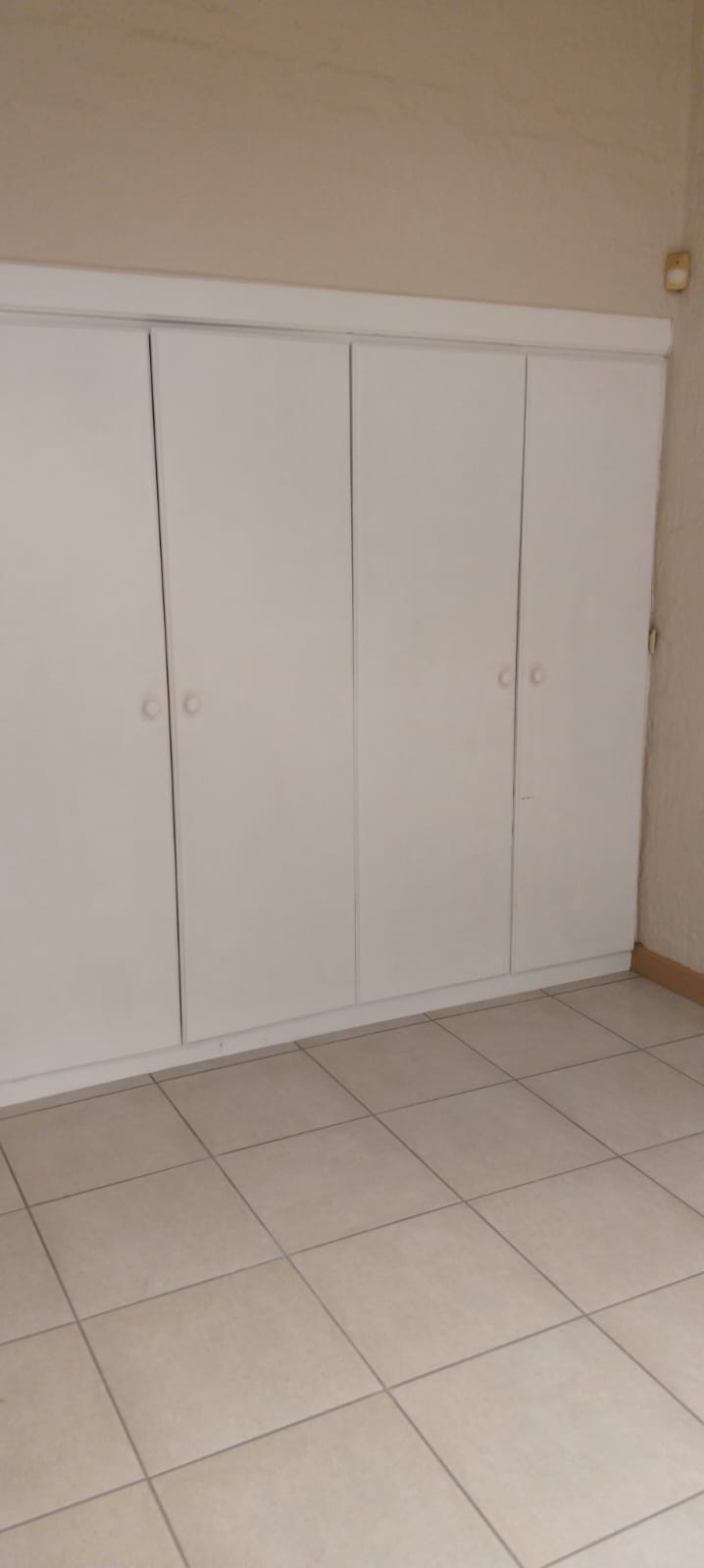 To Let 3 Bedroom Property for Rent in Island View Western Cape